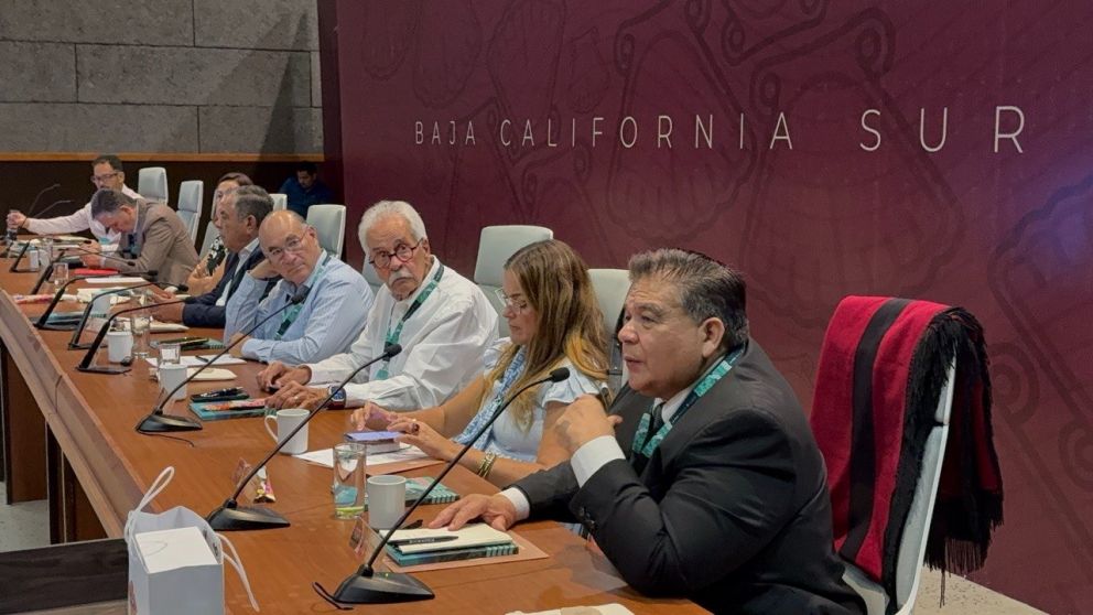 Mario Ishii designado vicepresidente de ciudades del aprendizaje de unesco: un reconocimiento mundial a la gestión educativa de José C. Paz