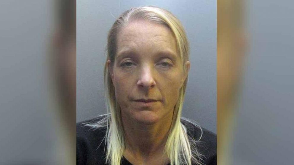 La mujer de 40 años tuvo relaciones sexuales con el recluso.