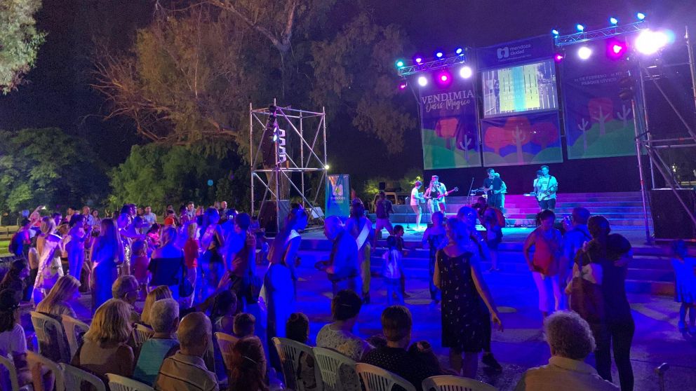 Este año la Vendimia de la Primera Sección no tuvo reina (Twitter).