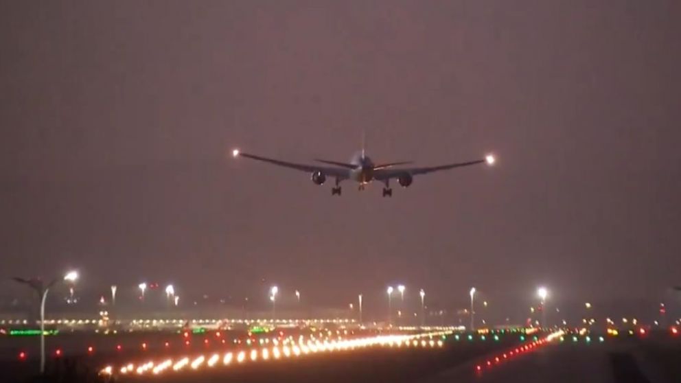 Terror en el aire: avión con 130 pasajeros aterrizó de emergencia en Madrid.