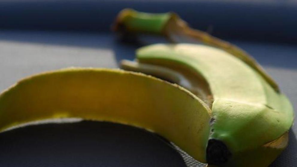 Masturbarse con cáscaras de banana puede traer grandes problemas