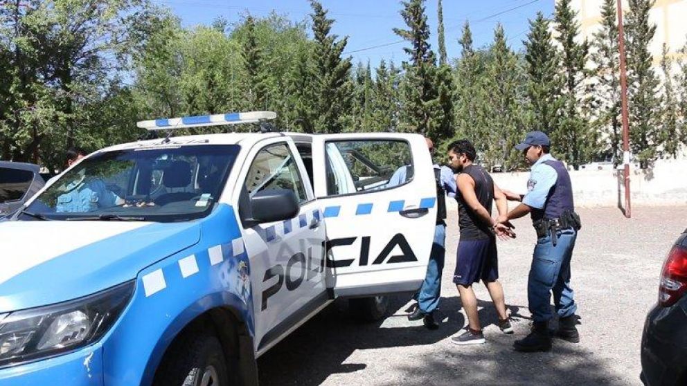 Los hermanos Jara cumplirán prisión domiciliaria, acusados de cometer un parricidio (Gentileza Lmneuquén)