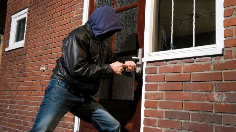 Este clásico traje negro es el que usó el hampón (Imagen ilustrativa).