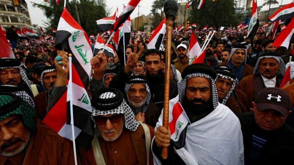 Decenas de miles de personas exigieron la salida de Irak de las tropas estadounidenses (Twitter).