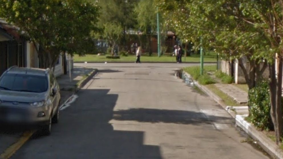 El tremendo y aberrante hecho se produjo en el Barrio Mosconi, situado en la localidad de Ensenada.