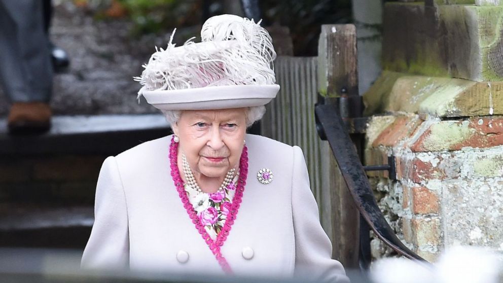 La reina Isabel II dio su consentimiento al Brexit.