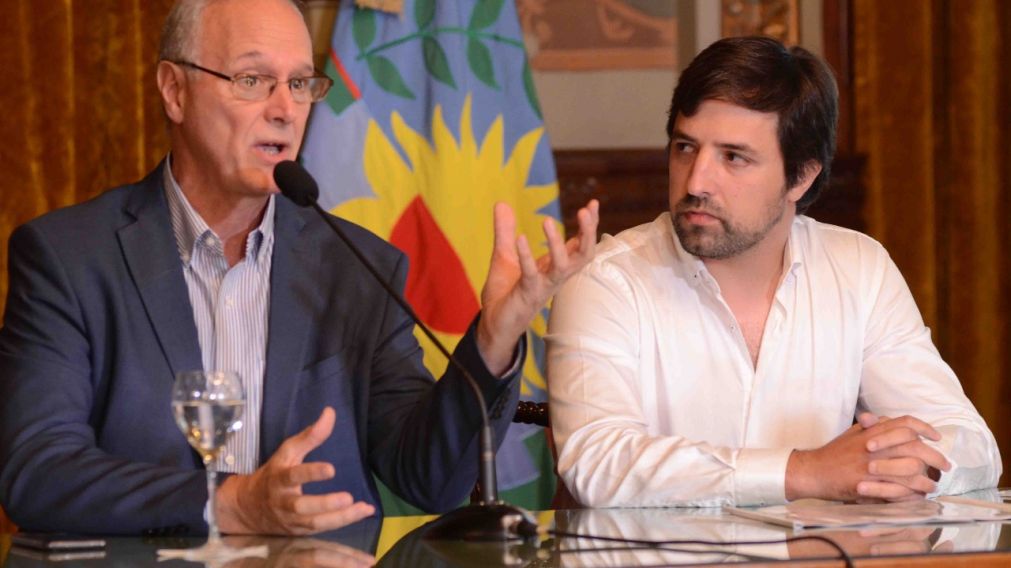 Gollán y Kreplak les apuntaron a sus antecesores por el panorama.
