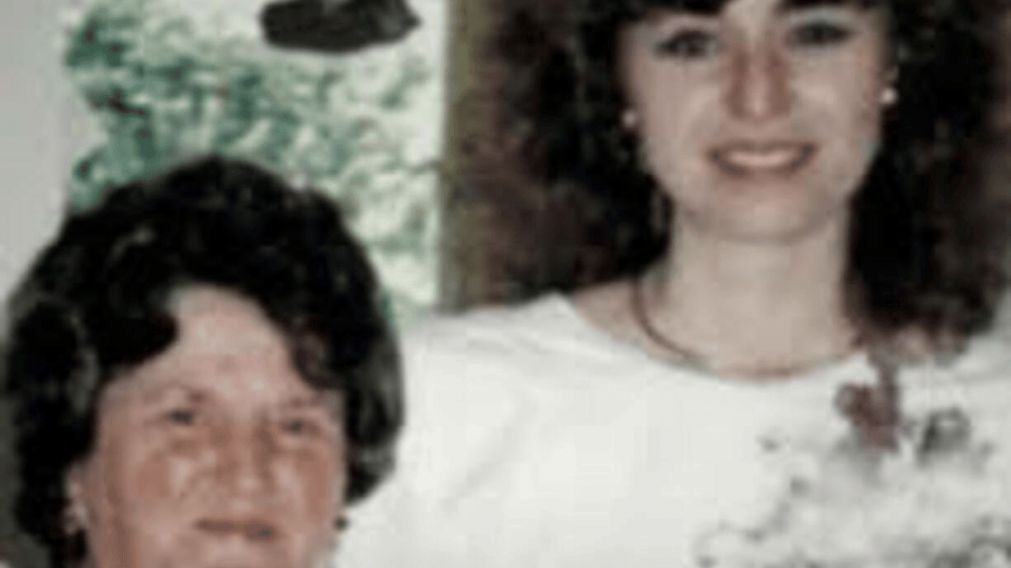 La joven canadiense y su suegra,antes del asesinato.