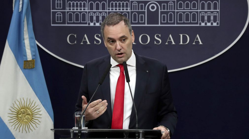 Manuel Adorni le respondi� al ex presidente Mauricio Macri.
