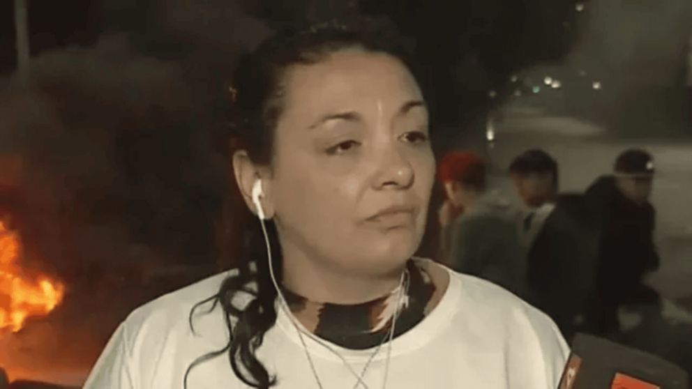 La mamá de Lara, una de las víctimas del triple crimen, se reunió con el fiscal.