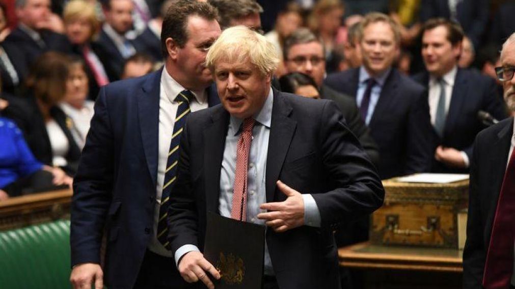 El premier británico Boris Johnson, feliz por la decisión de los diputados.