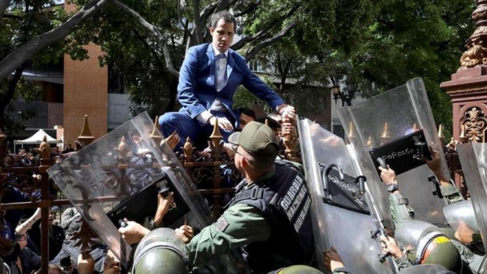 Nueva jornada de tensión en el país. (Twitter).