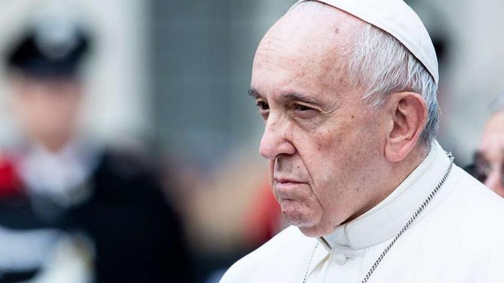 Francisco pidi� "di�logo" y "autocontrol" ante el "terrible clima de tensi�n" entre EE.UU e Ir�n.
