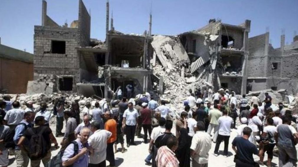 Un bombardeo en una escuela militar deja al menos 42 muertos en Libia.