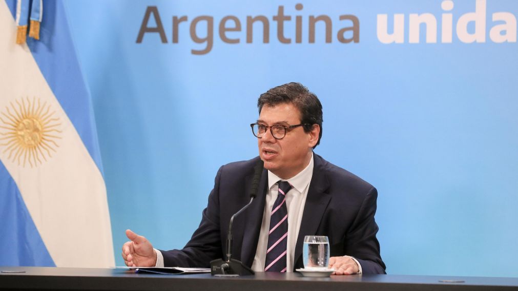 Claudio Moroni, ministro de Trabajo, durante el anuncio en conferencia de prensa, desde Casa de Gobierno. 