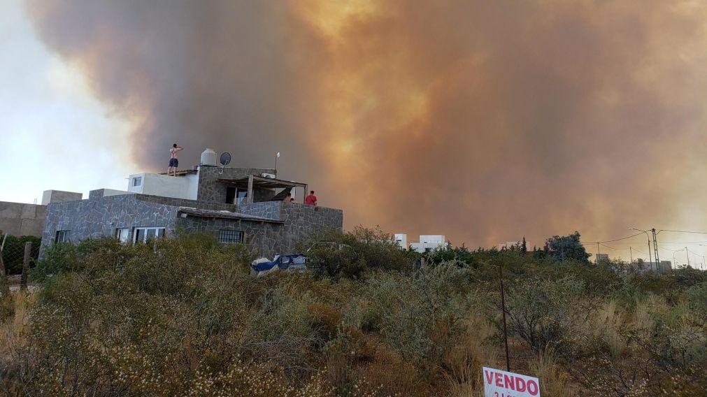 Evacuaron barrios enteros (Gentileza Rionegro.com.ar).