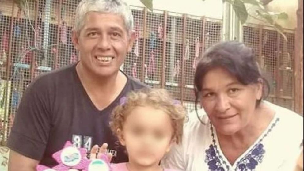 Las víctimas asesinadas: Raúl Bravo, Graciela Holsbak, y Alma Manino.