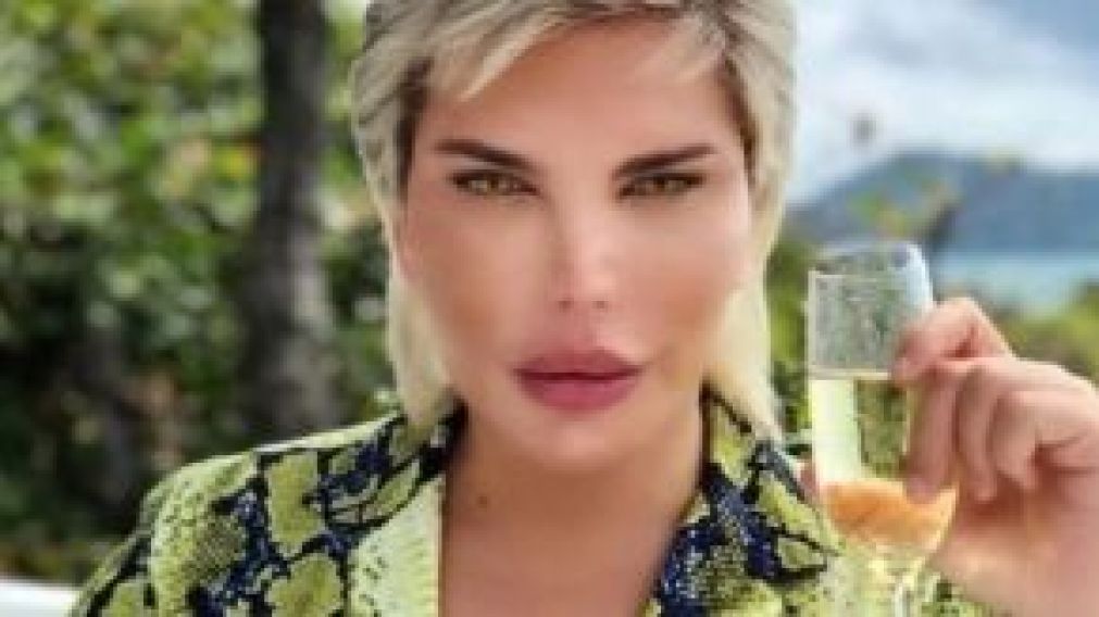 El Ken Humano cambi� su aspecto f�sico y ahora se parece a una Barbie