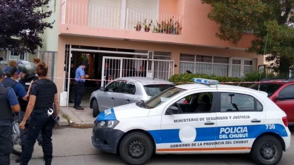 En la vivienda se confirmo el faltante de dinero. (Foto: Radio 3)