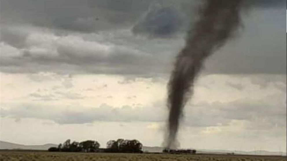 El tornado que pasó por Bahía Blanca.