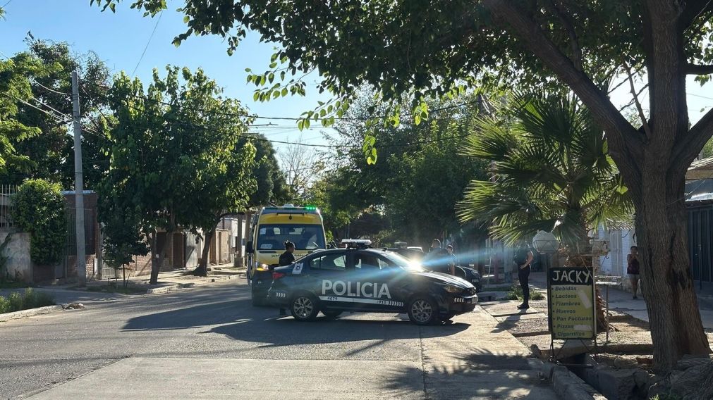 Operativo en el vecindario donde se registraron los hechos este jueves