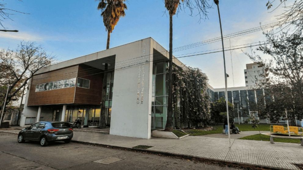 Una nena de 9 a�os sufri� graves heridas tras ser atacada por un perro en la calle.
