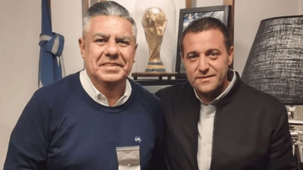 El presidente de la AFA, Claudio "Chiqui" Tapia junto al tesorero de la instituci�n, Pablo Toviggino.