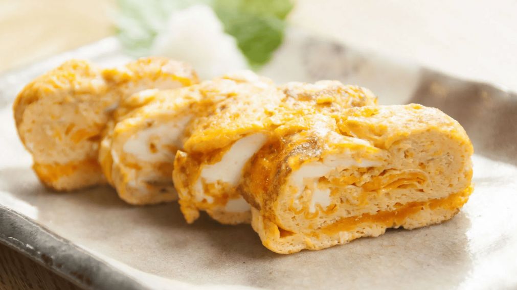 Receta de "Tamagoyaki", el omelette japonés que se prepara en pocos minutos y conquista con su esponjosidad