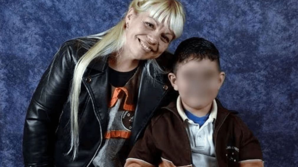La mujer y su hijo fueron hallados sin vida en el ba�o de la habitaci�n de un hotel.