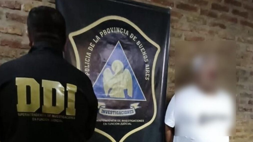 Este es el sujeto que resultó aprehendido en el operativo.