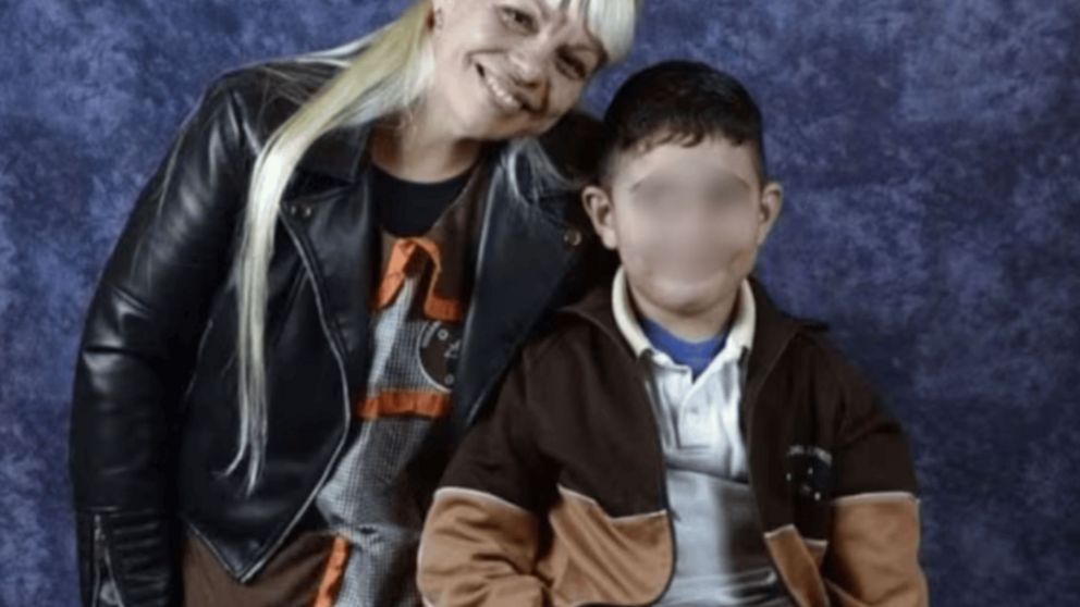 La mujer y su hijo fueron encontrados muertos.