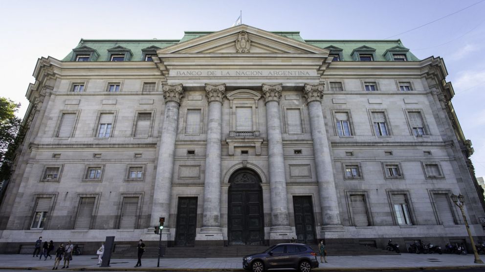 El Gobierno de Javier Milei oficializó a un nuevo director del Banco Nación (NA/Archivo).