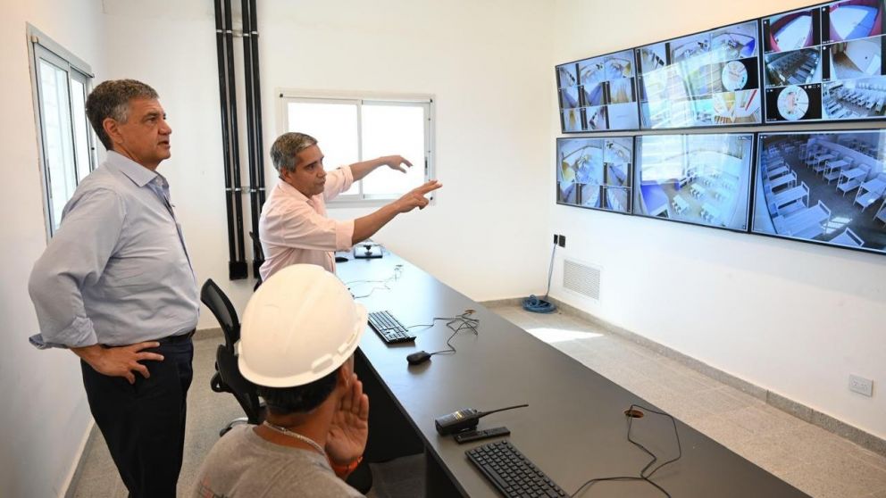 Jorge Macri supervisó el avance de las obras en el Centro Penitenciario Federal VII de Marcos Paz.