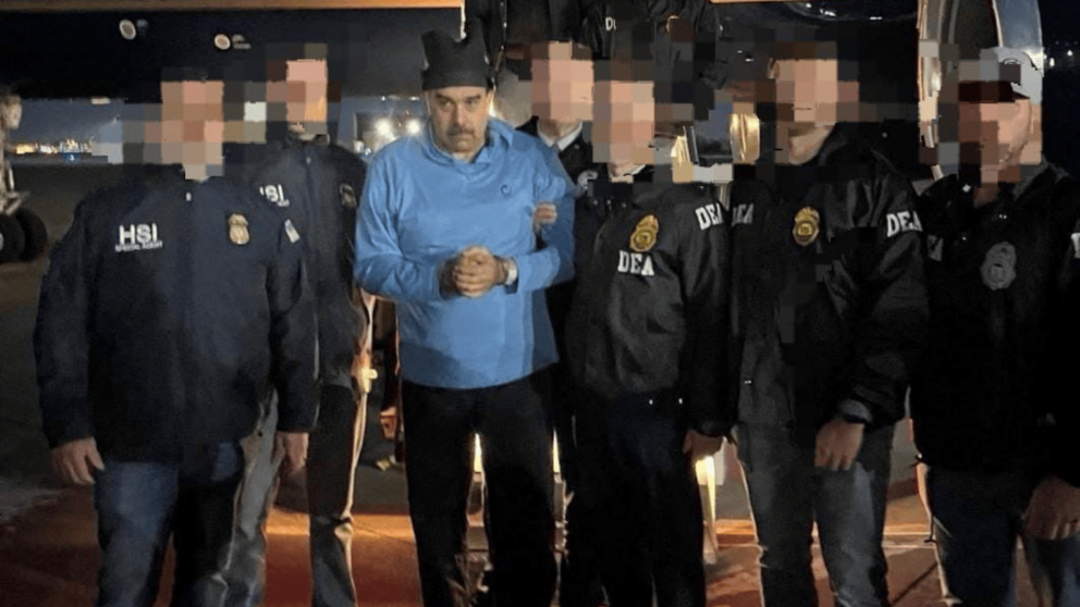 Detenido en Estados Unidos, Nicolás Maduro pidió "confiar" en Delcy Rodríguez.