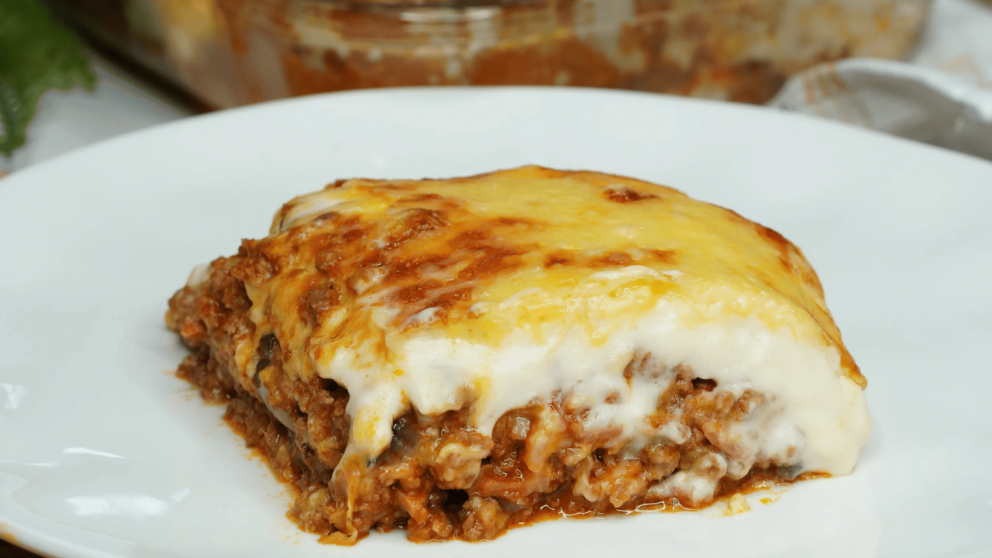Receta de "musaka", un clásico plato griego para lucirse en casa.
