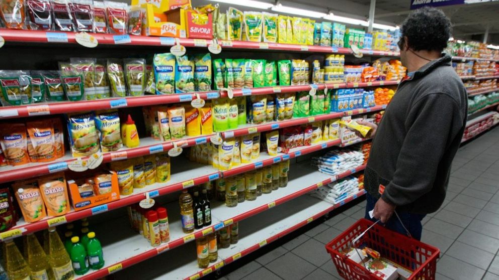 Los alimentos tuvieron un fuerte aumento en diciembre �ltimo (Hern�n Nersesian/Cr�nica).