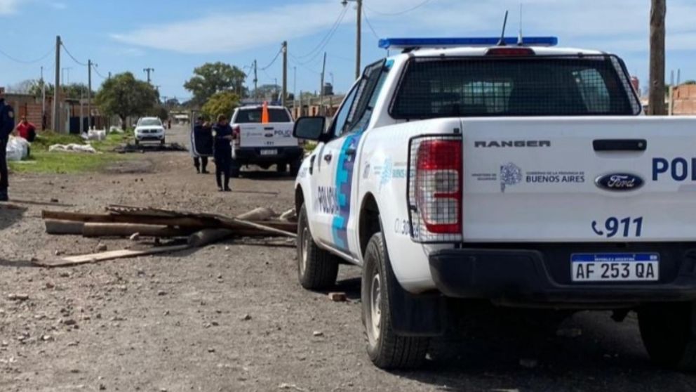 Los investigadores policiales se apersonaron en el escenario del suceso.