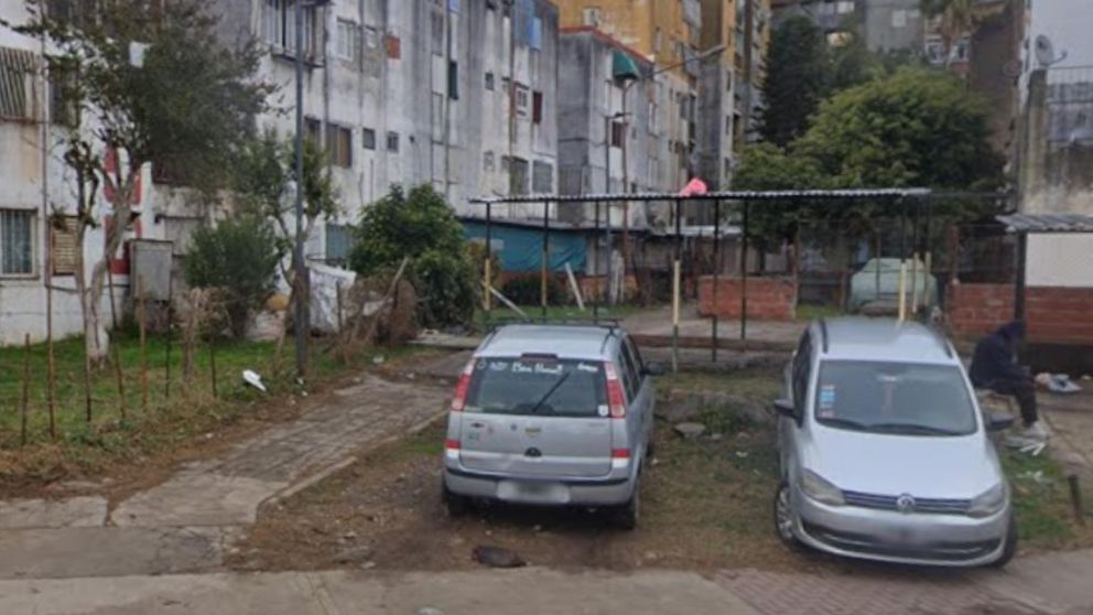 Acá, en este vecindario, fue hallado el cadáver de la víctima.