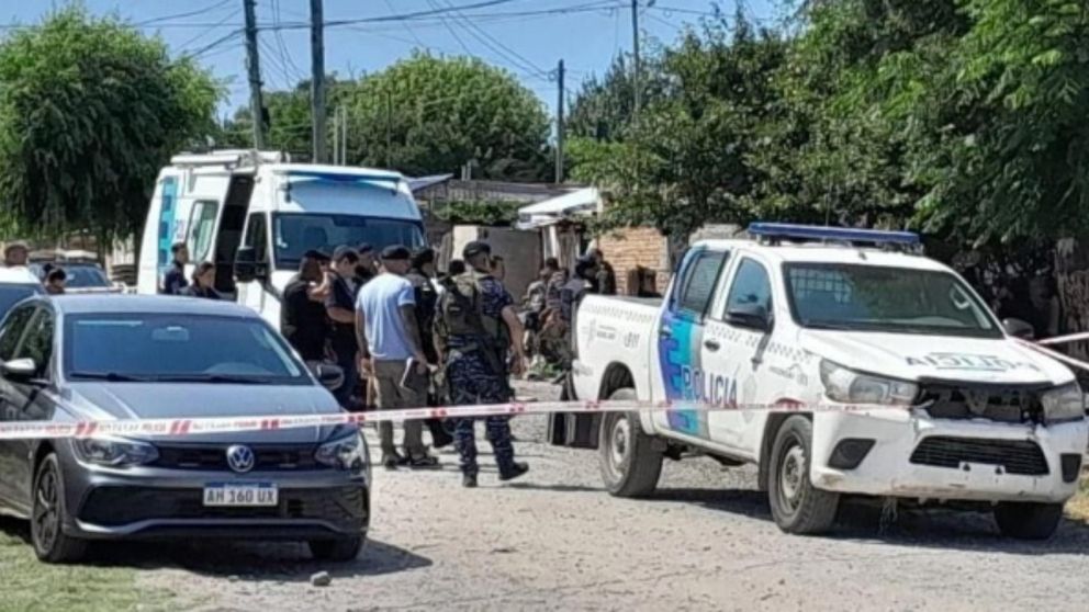 Los efectivos policiales se apersonaron en el escenario del ilícito. Crédito: 0223.