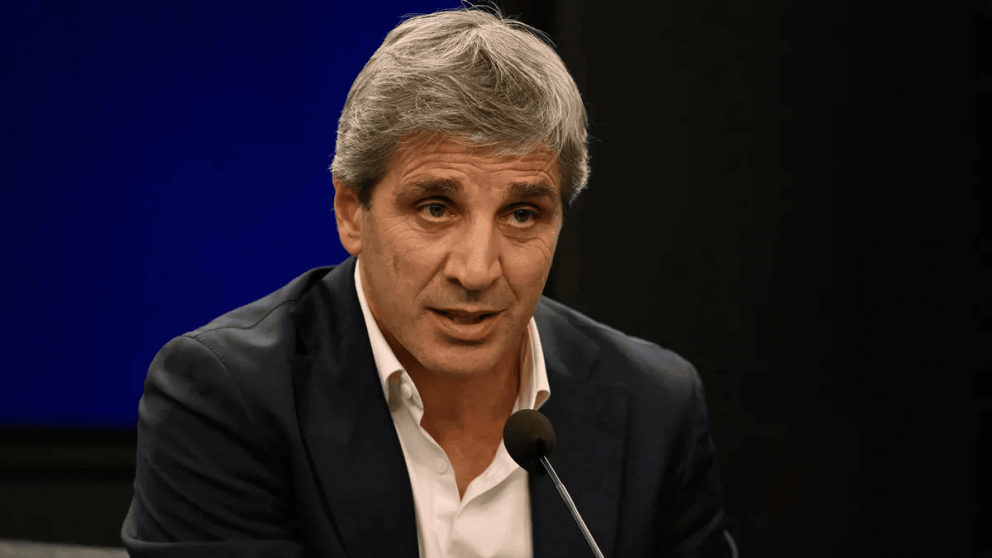 Luis Caputo aseguró que la nueva fórmula de Marco Lavagna para medir la inflación estaba desactualizada.