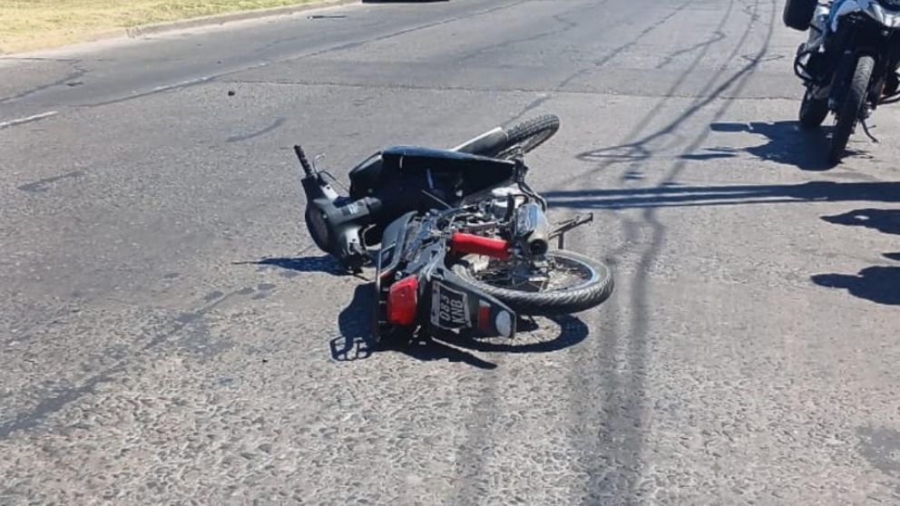 Esta es la motocicleta en la que fugaban los malvivientes.