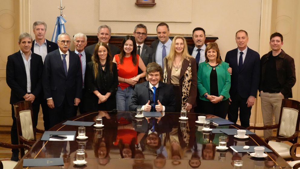 Javier Milei encabez� una reuni�n con su Gabinete en Casa Rosada.