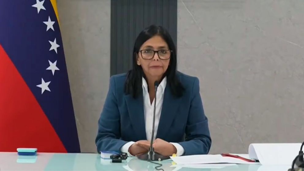 En un comunicado transmitido por televisión, Delcy Rodríguez calificó como "un secuestro ilegal e ilegítimo" la captura de Maduro (Captura video).