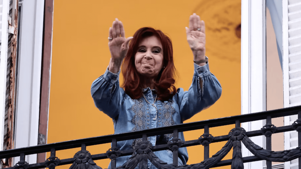 La defensa de Cristina Kirchner pidió que se anule el juicio por la "Causa Cuadernos".