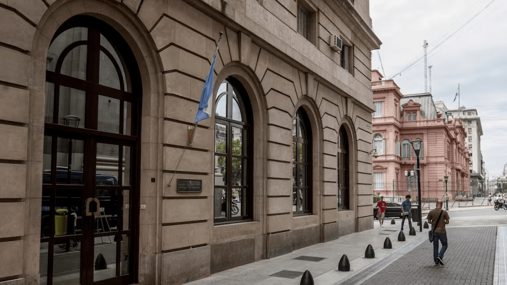 El Gobierno reformula la Ley de Inteligencia y ampliar� las facultades de la SIDE