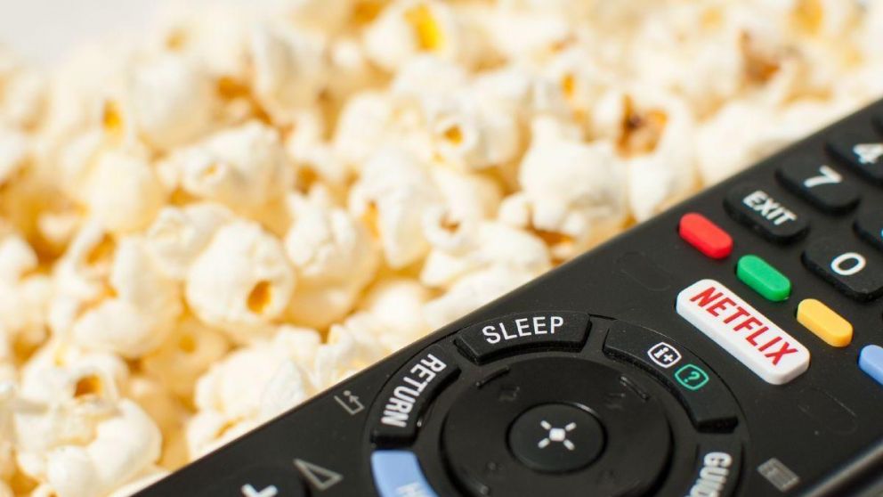 El Gobierno suavizó los recargos para contratar servicios como Netflix.
