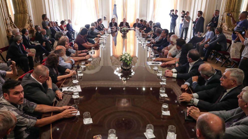 El encuentro se realizó en el Salón Eva Perón de la Casa de Gobierno.