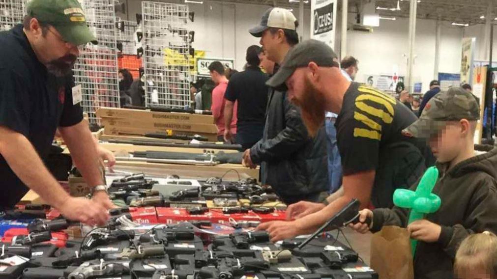 Se calcula que en Estados Unidos, hay entre 200 y 350 millones de armas de fuego en manos de la ciudadanía,