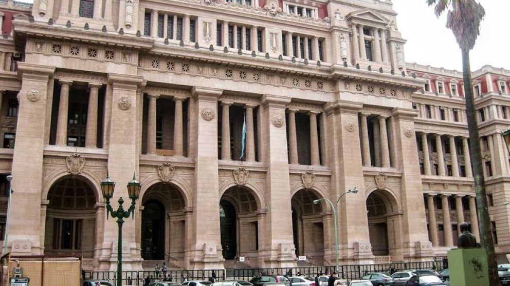 Quiénes son los beneficiarios de las jubilaciones de privilegio y cuánto cobran.