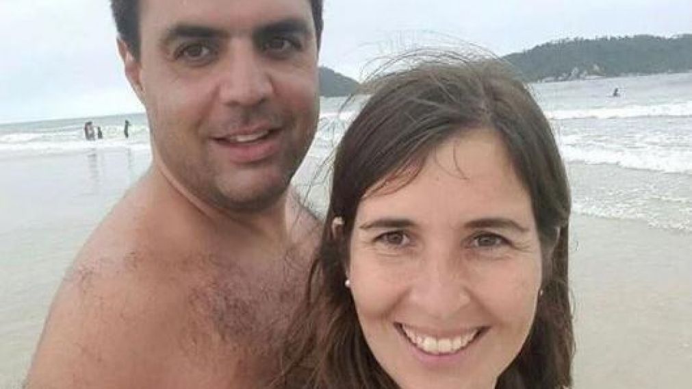 Bernal y Laura atravesaban una separación.